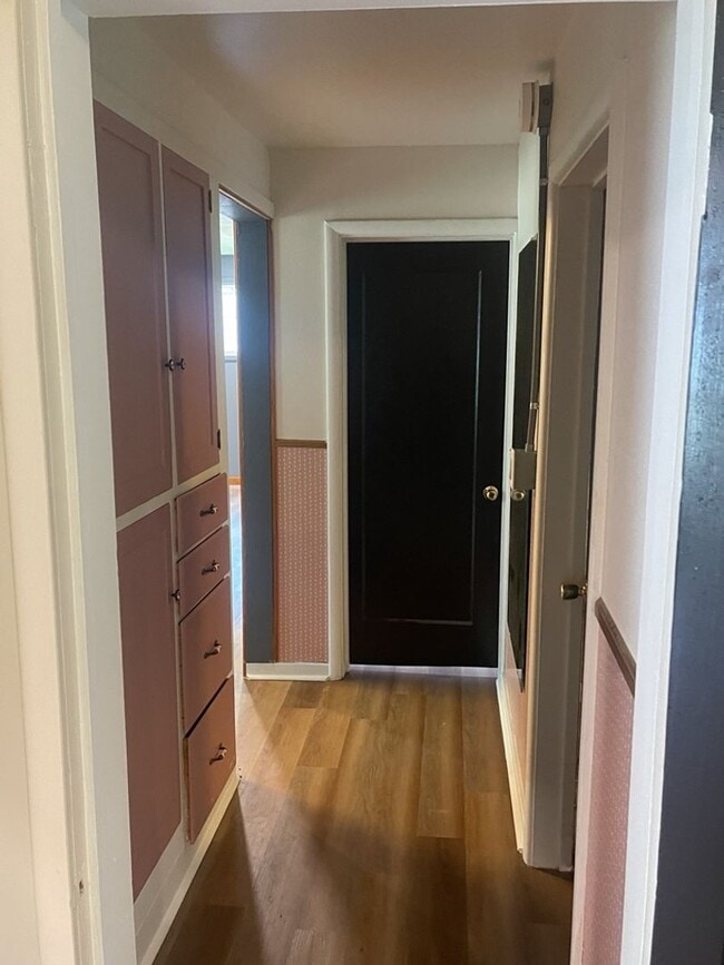 Photo - Updated 8 Bedroom Home for Rent!