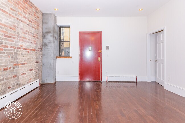 Photo - 1136 President St