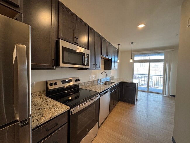 Studio Kitchen - Vicino Madison