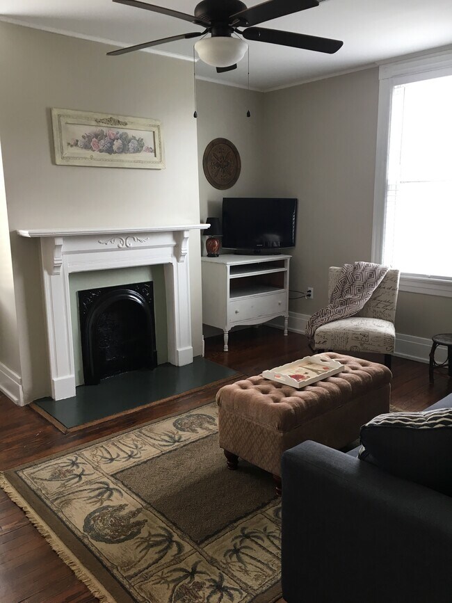 Photo - 301 Fauquier St Unidad 301 Fauquier St.  B