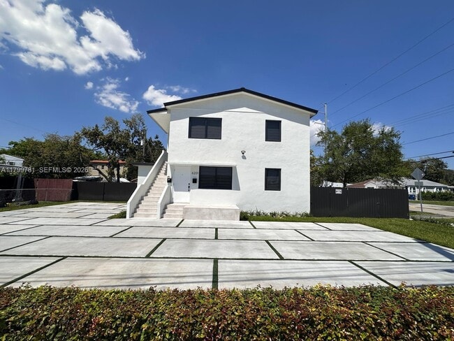 Photo - 6203 SW 22nd St Unit 2