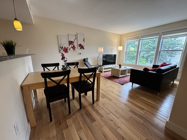 Photo - 277 Broadway