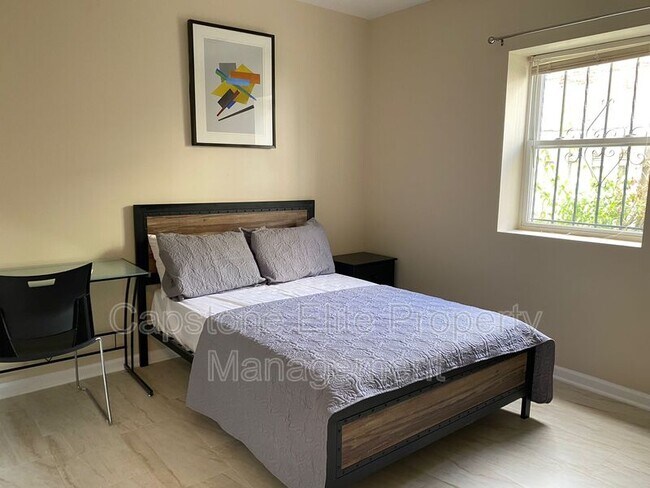 Photo - 141-143-143 Norfolk St