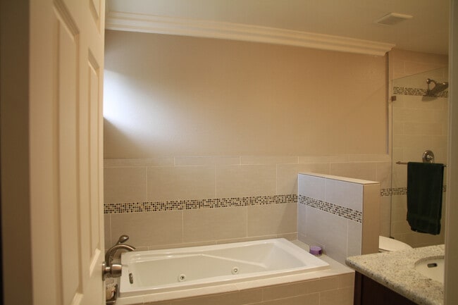 13341 Cromwell Dr.