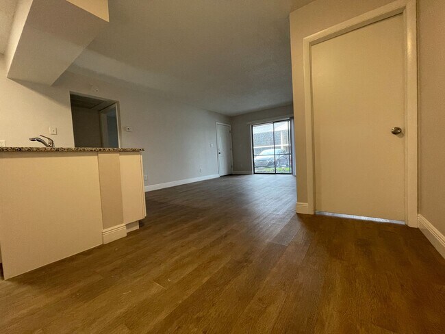 Photo - Mystic Gardens 5329-2905 Apartment Unit Mystic Gardens 5329-2905