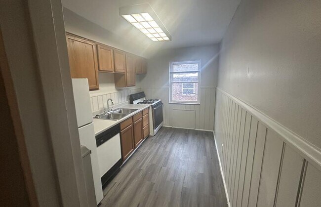 Photo - 596 Lowell Ave Unit 596-06