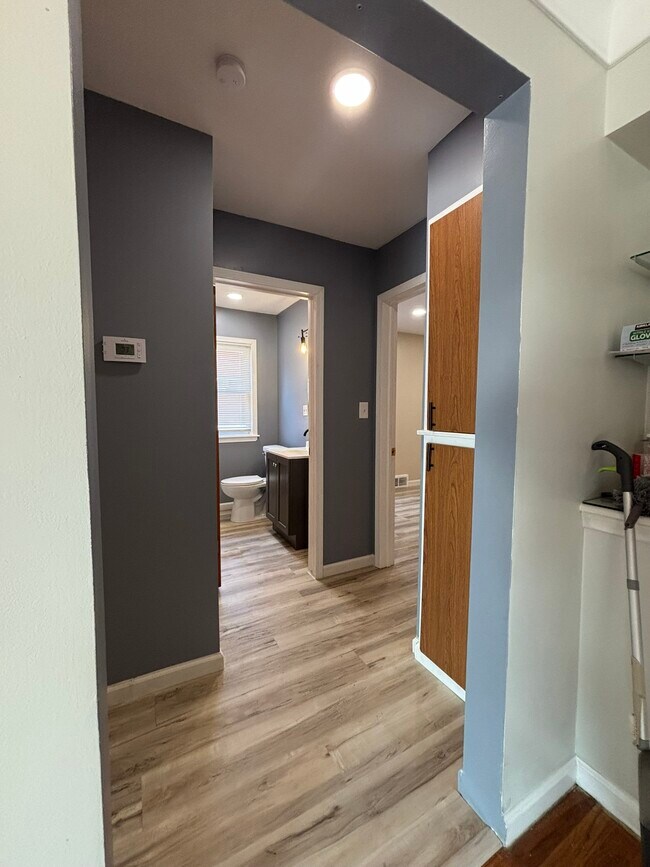 Photo - 1429 Venice St