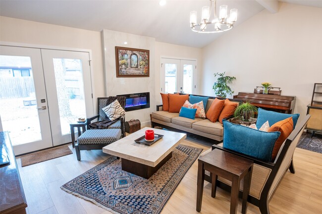 Photo - 42 S Waxberry Rd