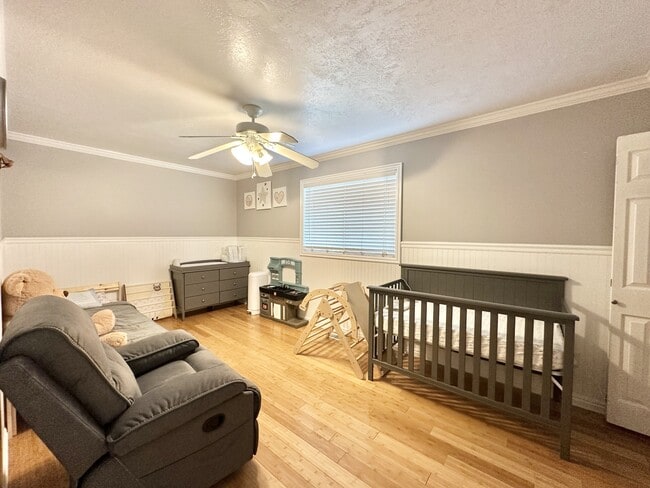 Photo - 1908 N 200 W