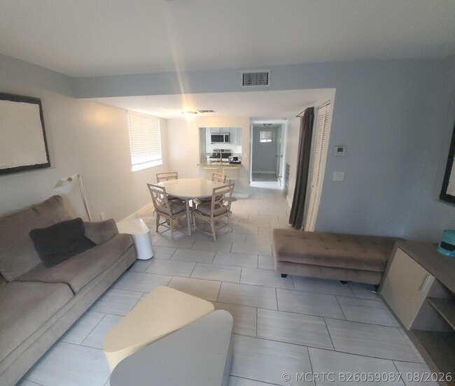 Photo - 2261 NE 171 St