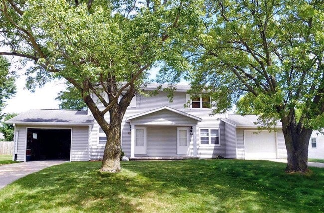 Building Photo - 3439 Hillandale Rd