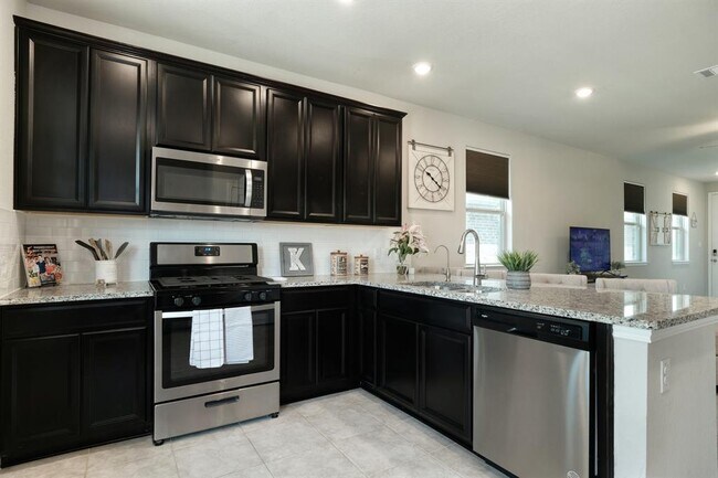 Photo - 6804 Pleasanton Pkwy
