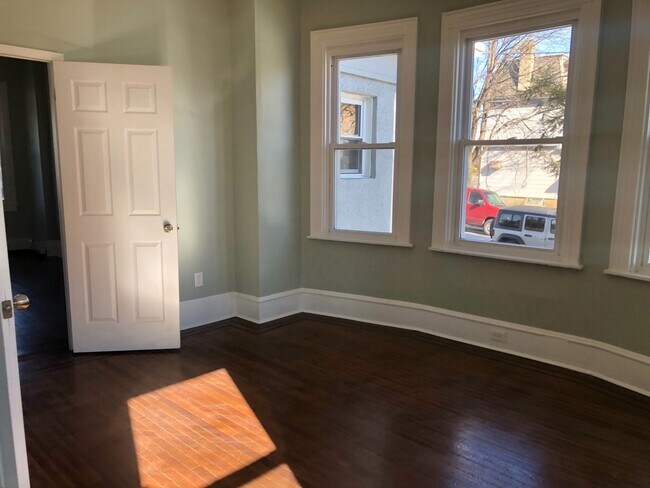 Photo - 1003 Chester Pike Unidad A