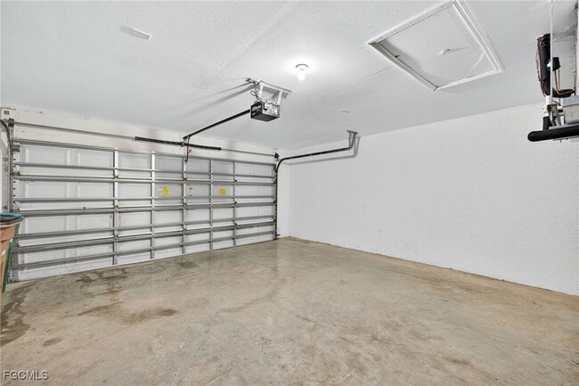 Building Photo - 1826 NE 18th Ave