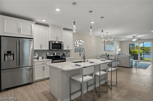 Photo - 14680 Edgewater Cir