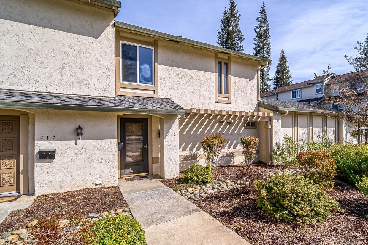 Sunnyvale Townhome, 3 beds 1.5 baths, Nice... - Sunnyvale Townhome, 3 beds 1.5 baths, Nice...