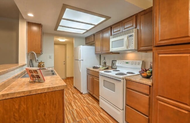 Photo - 3035 Bright Star Dr NW