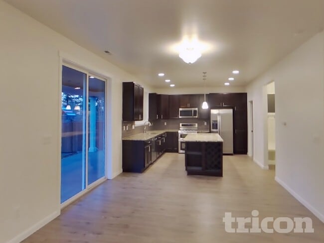 Photo - 4262 Novak Dr SW