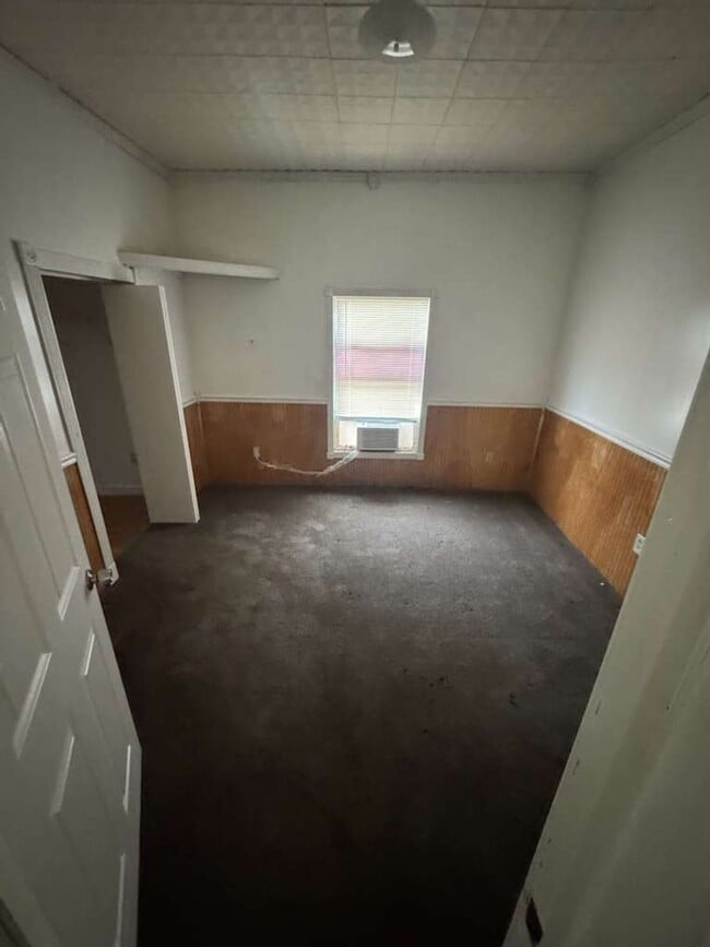 Photo - 510 W Bilbo Ave