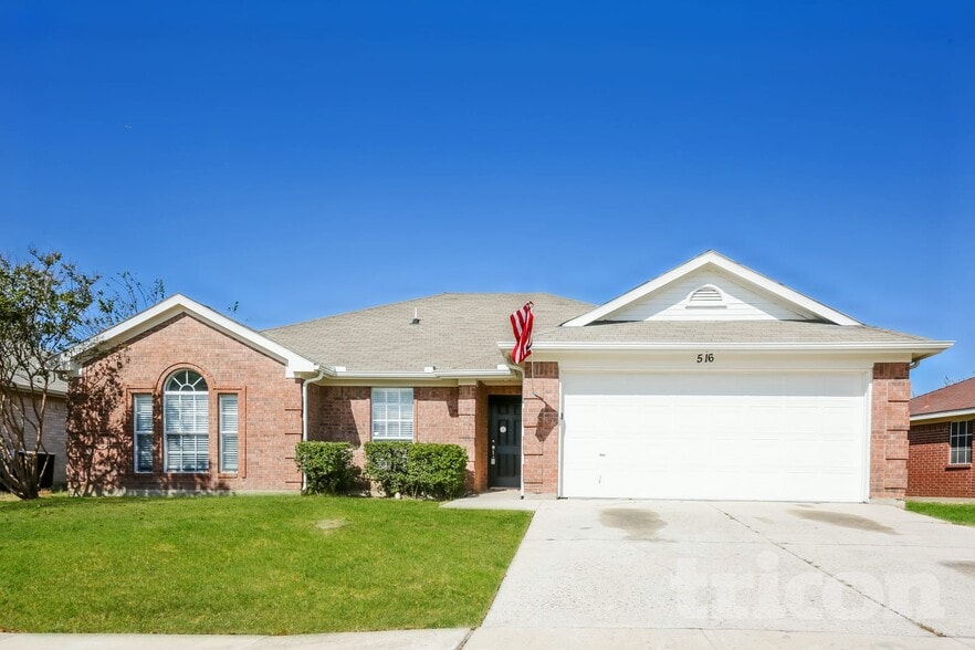 516 Cambridge Dr