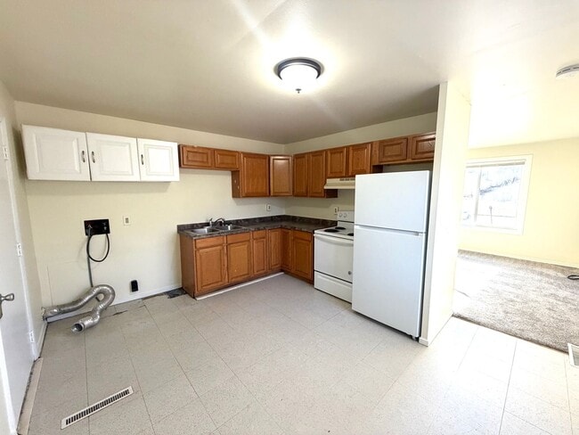 Photo - 1621 Clover Ln