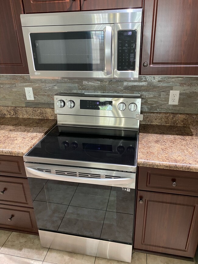 Photo - New London Apartments