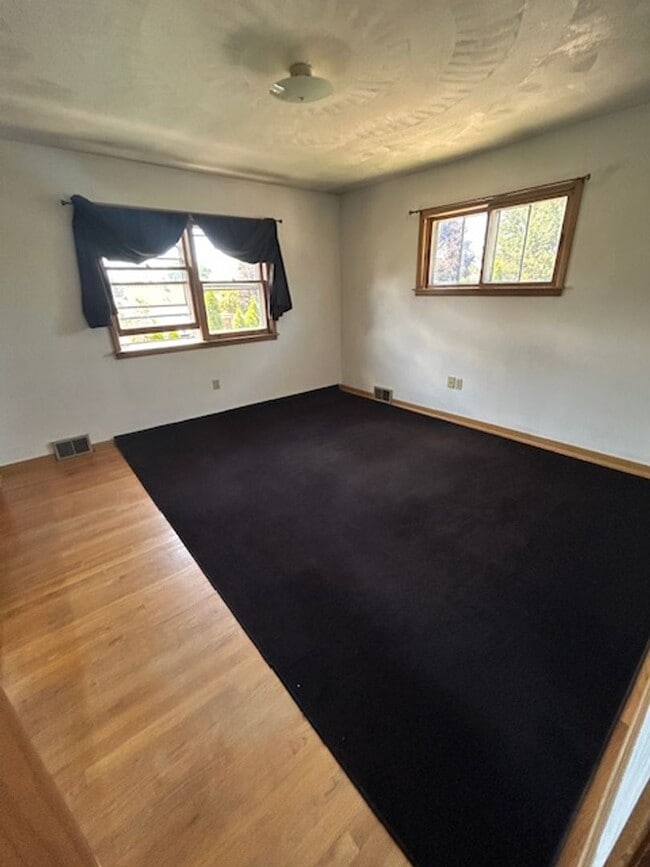 Photo - 1334 W 28th St Unit 2