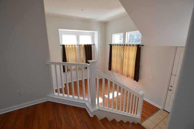 Photo - 2348 Winepol Loop