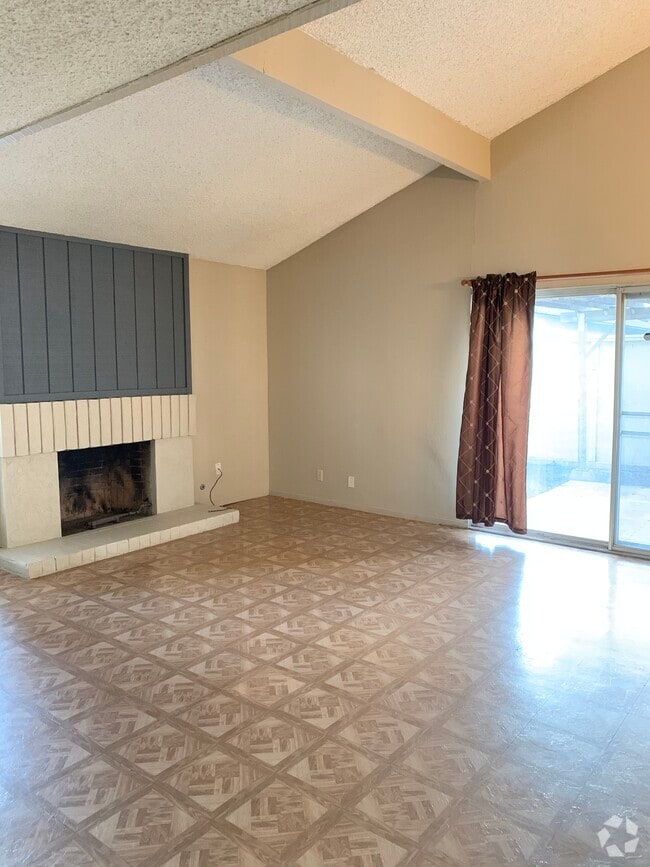 Building Photo - 450 S Argyle Ave Unit Argyle #115 Rental