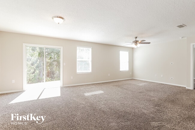 Photo - 1779 Eagle View Way