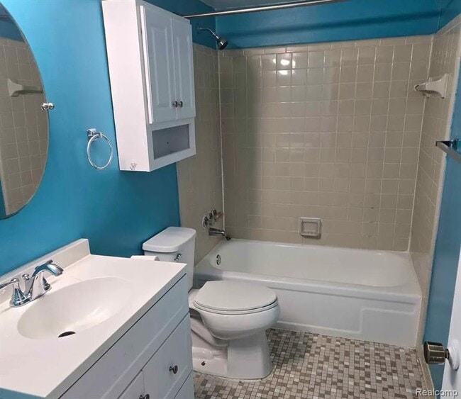 Photo - 51166 Johns Dr