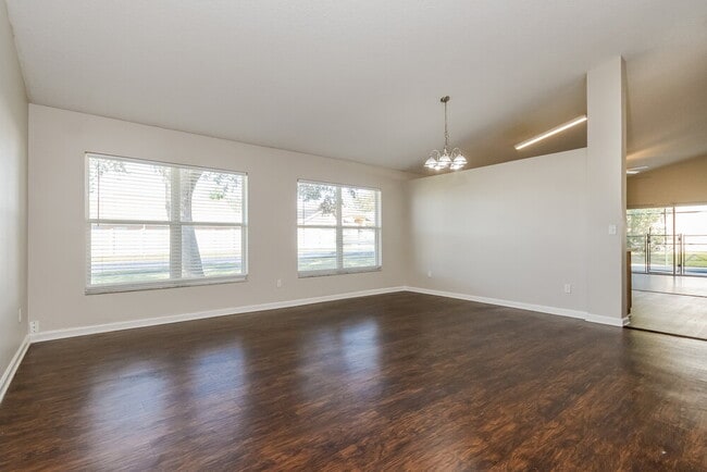 Photo - 3048 Merlot Way