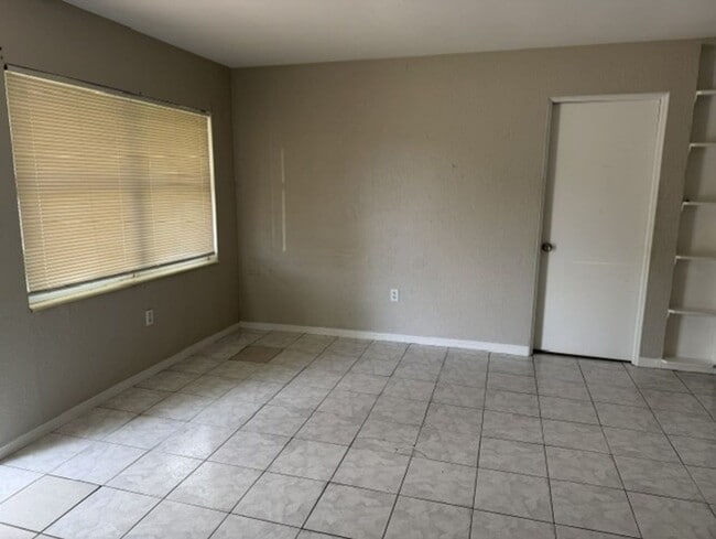 Photo - 7045 54th Ave N