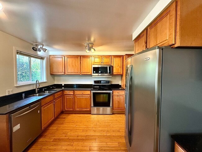 170 154th Pl NE