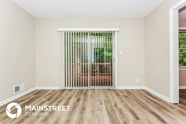 Photo - 3723 Eagle Woods Cir