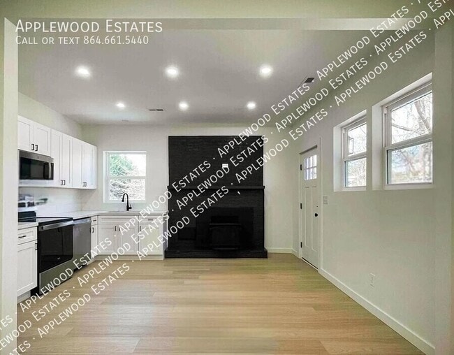 Photo - 36 Saxon Heights