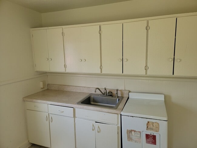 Photo - 2 Bedroom 1 Bathroom