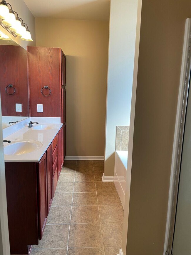 Photo - Move In Ready Rental in Gonzales!