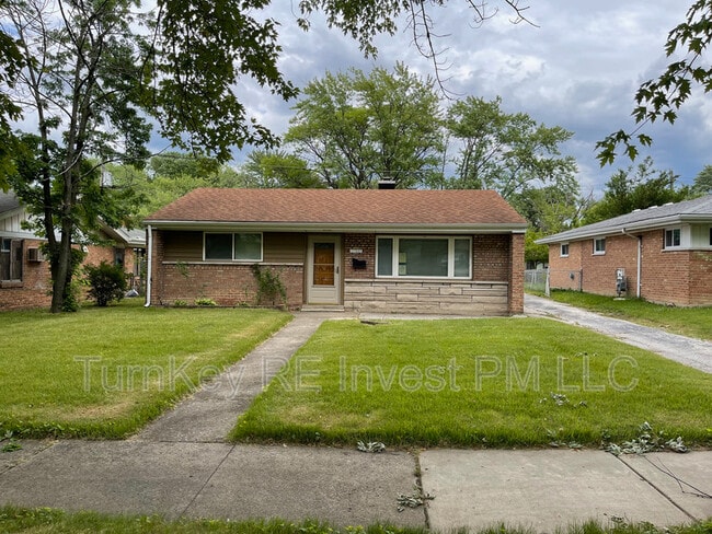 Building Photo - 17937 Wildwood Ave Rental
