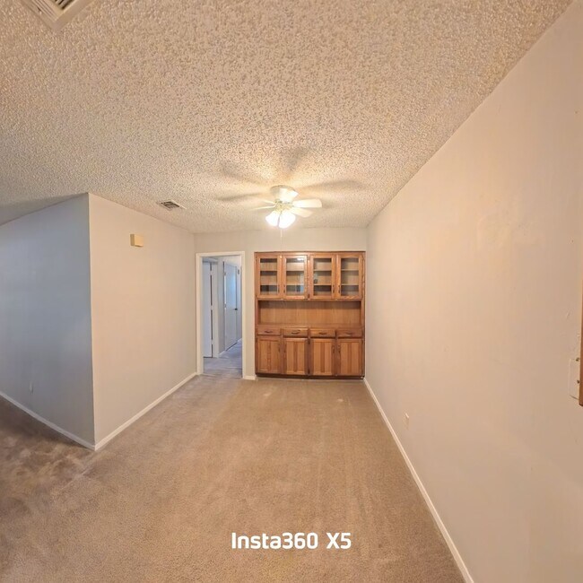 Photo - 7324 Davis Blvd Unit Apt B