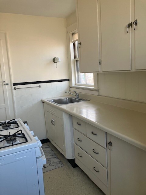 Photo - 4 Saunders St Unit 3