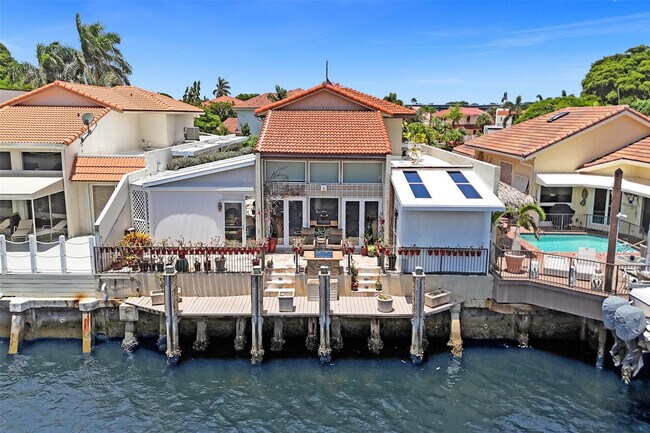 Photo - 683 Pelican Way