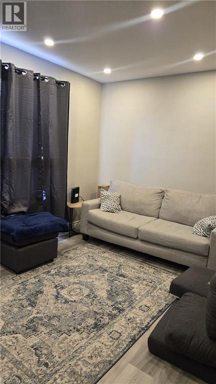 Photo - 37 Mericourt Rd Unité 303