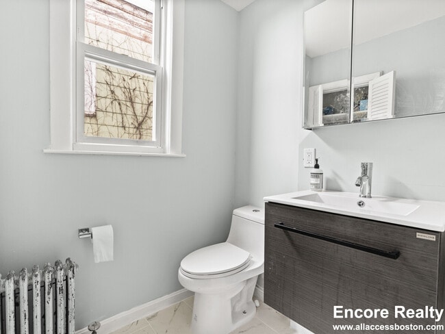 Photo - 42 William St Unit 4