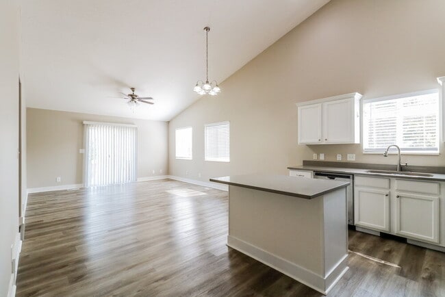 Photo - 7477 Mesa Maple Dr