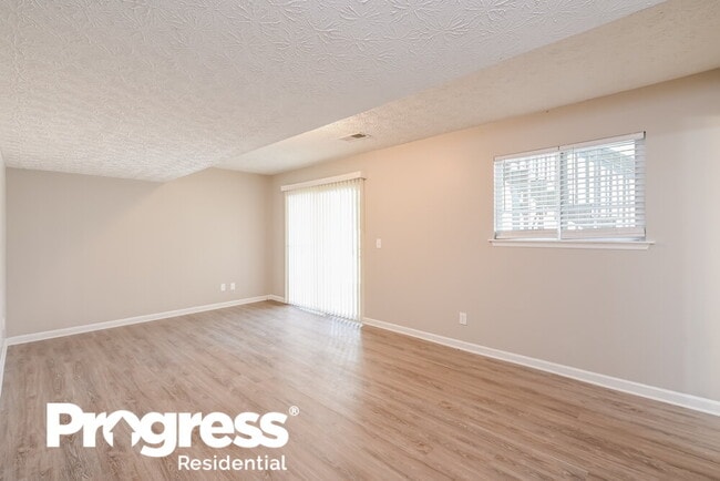 Photo - 3923 N Fork Ct NW