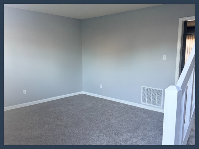 Building Photo - 7 Duiguid Dr