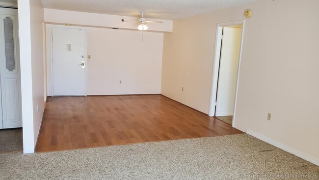 Photo - 1000 St Charles Pl Unit 215