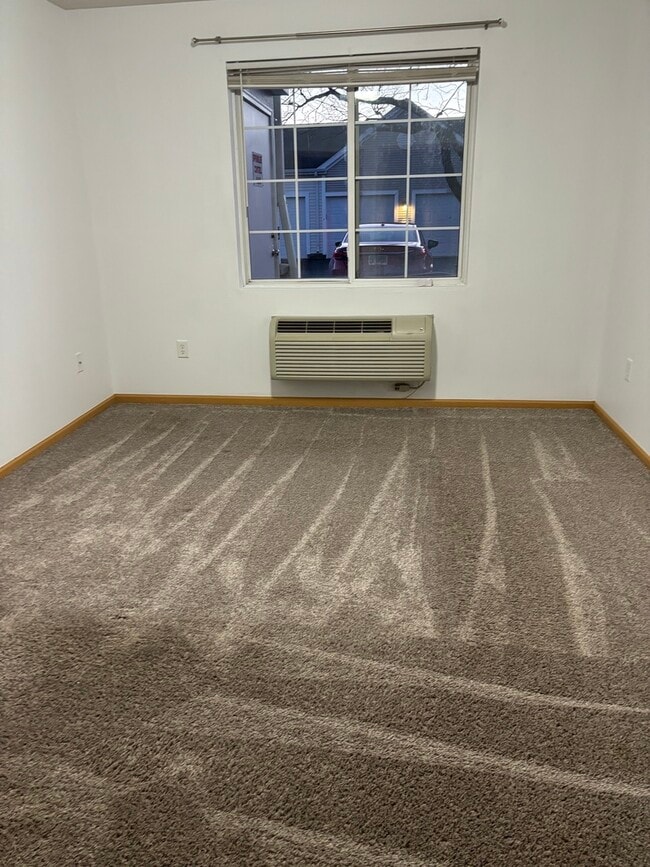 Photo - 122 Bertram Dr