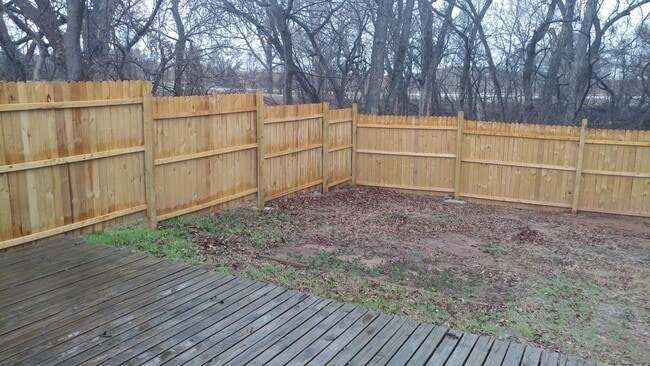 Photo - 3010 NE Kingsbriar Dr